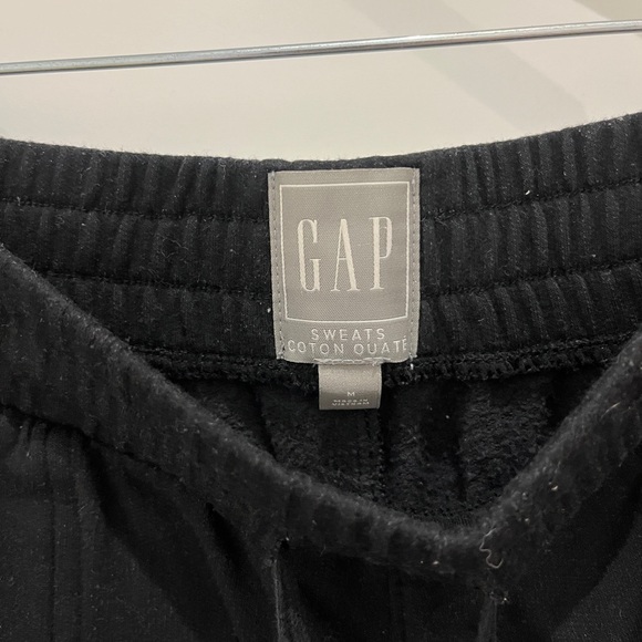 GAP jogger sweatpants - Picture 2 of 2